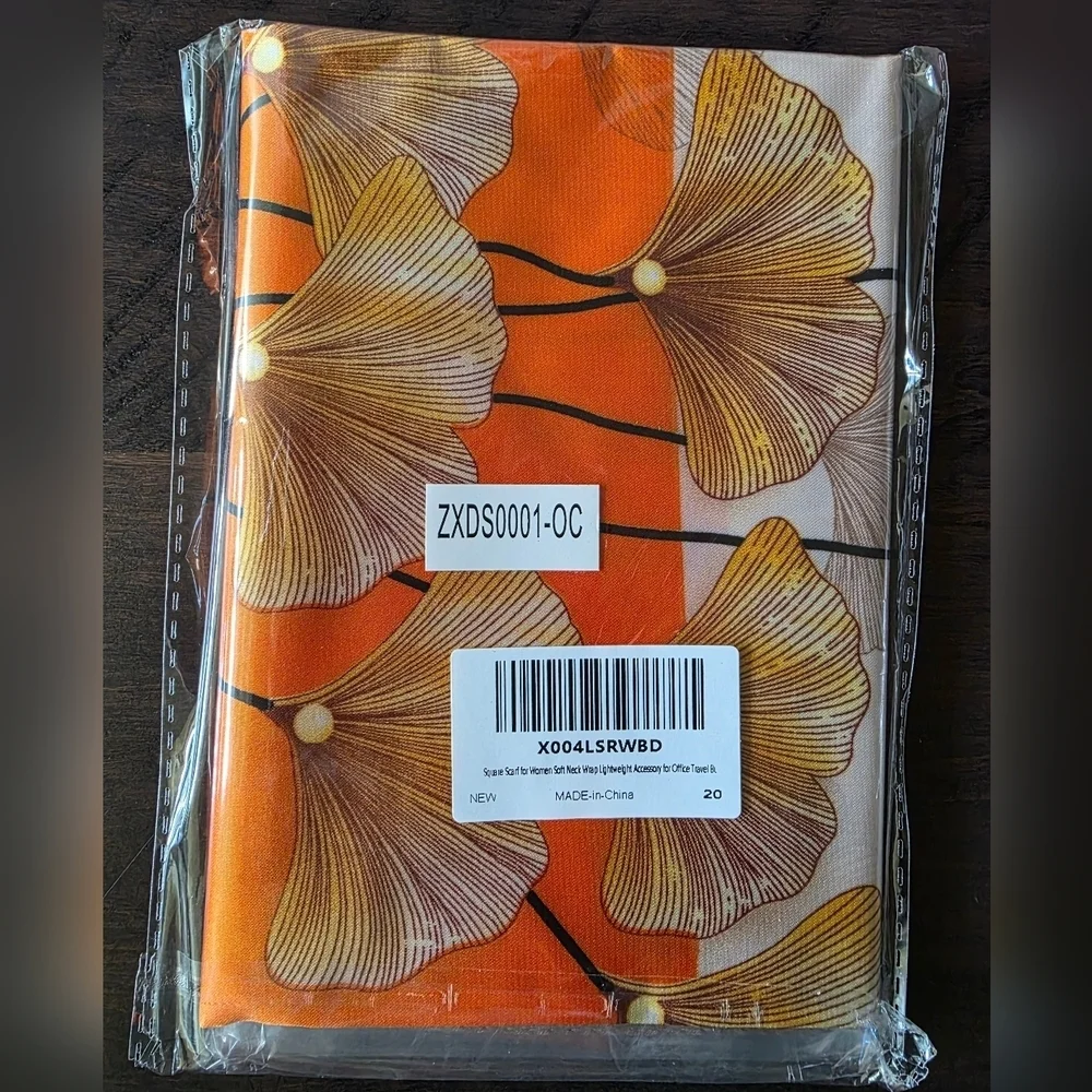 NWT Orange Cream Ginkgo Leaf Silky Satin Square Scarf Neck Scarf Headscarf 27.5